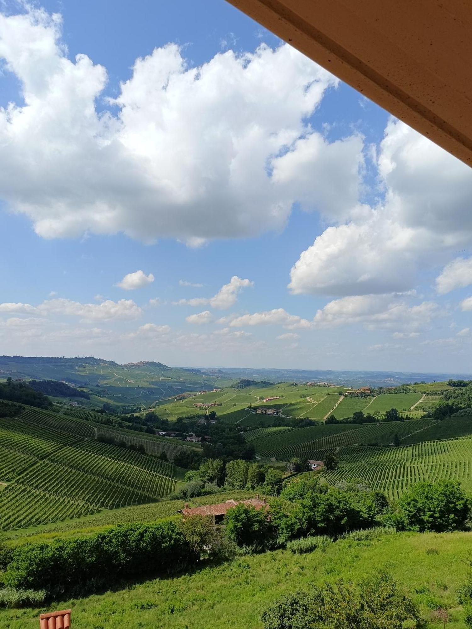 Soggiorno Con Splendida Vista Monforte D'Alba Ngoại thất bức ảnh
